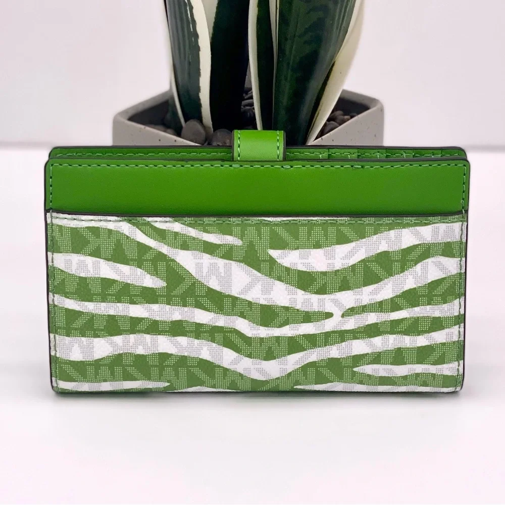Michael Kors GREENWICH Medium Bifold Wallet Jungle Green